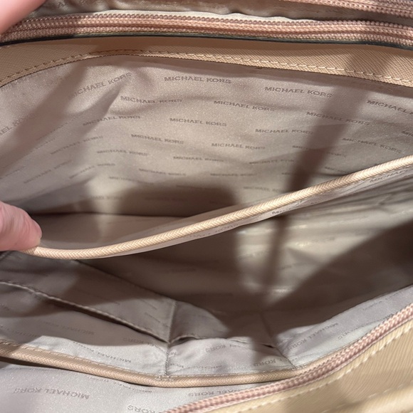 Michael Kors Tan Leather Tote Bag - Picture 6 of 9